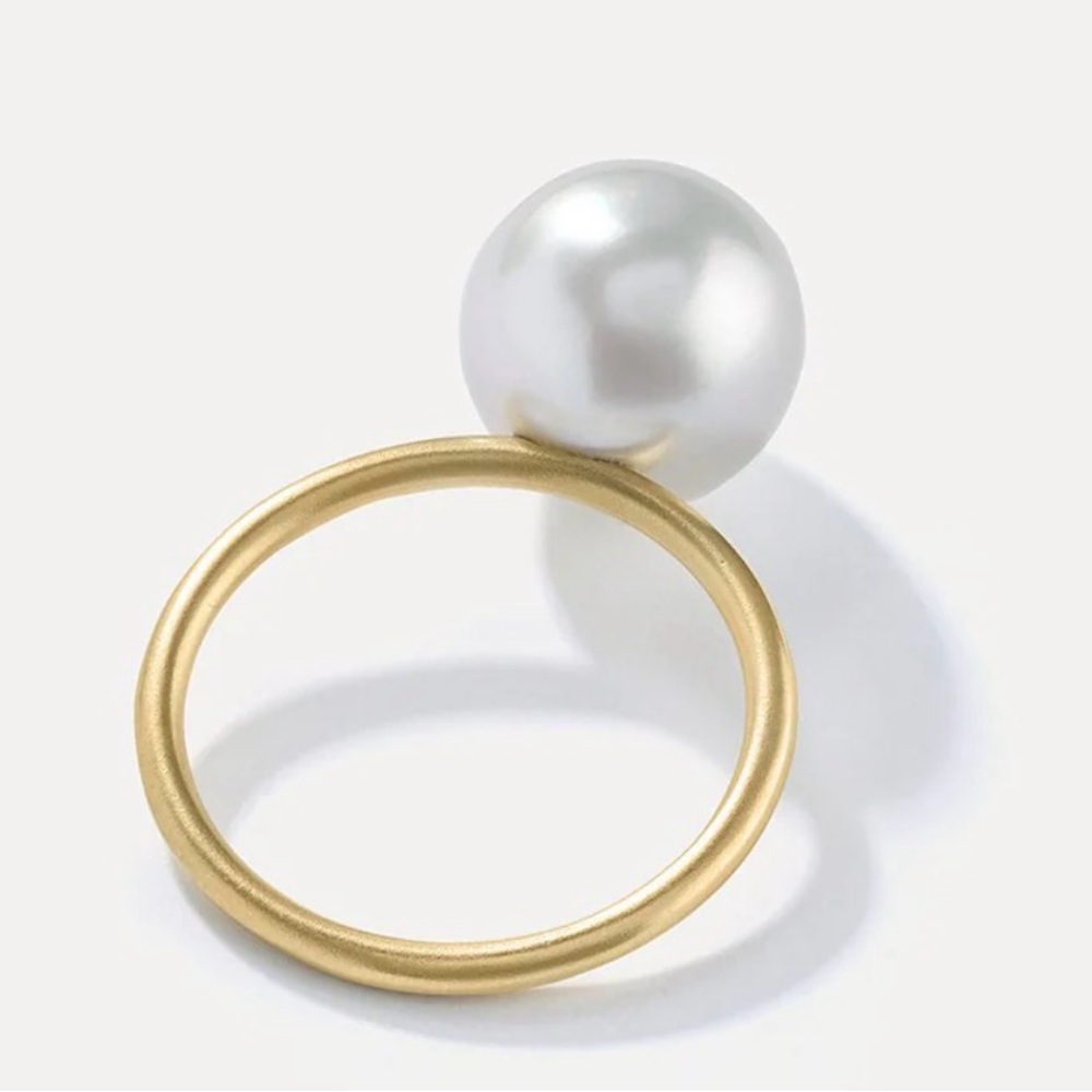 IN SEARCH OF (ISO): Irene Neuwirth Gumball Ring
